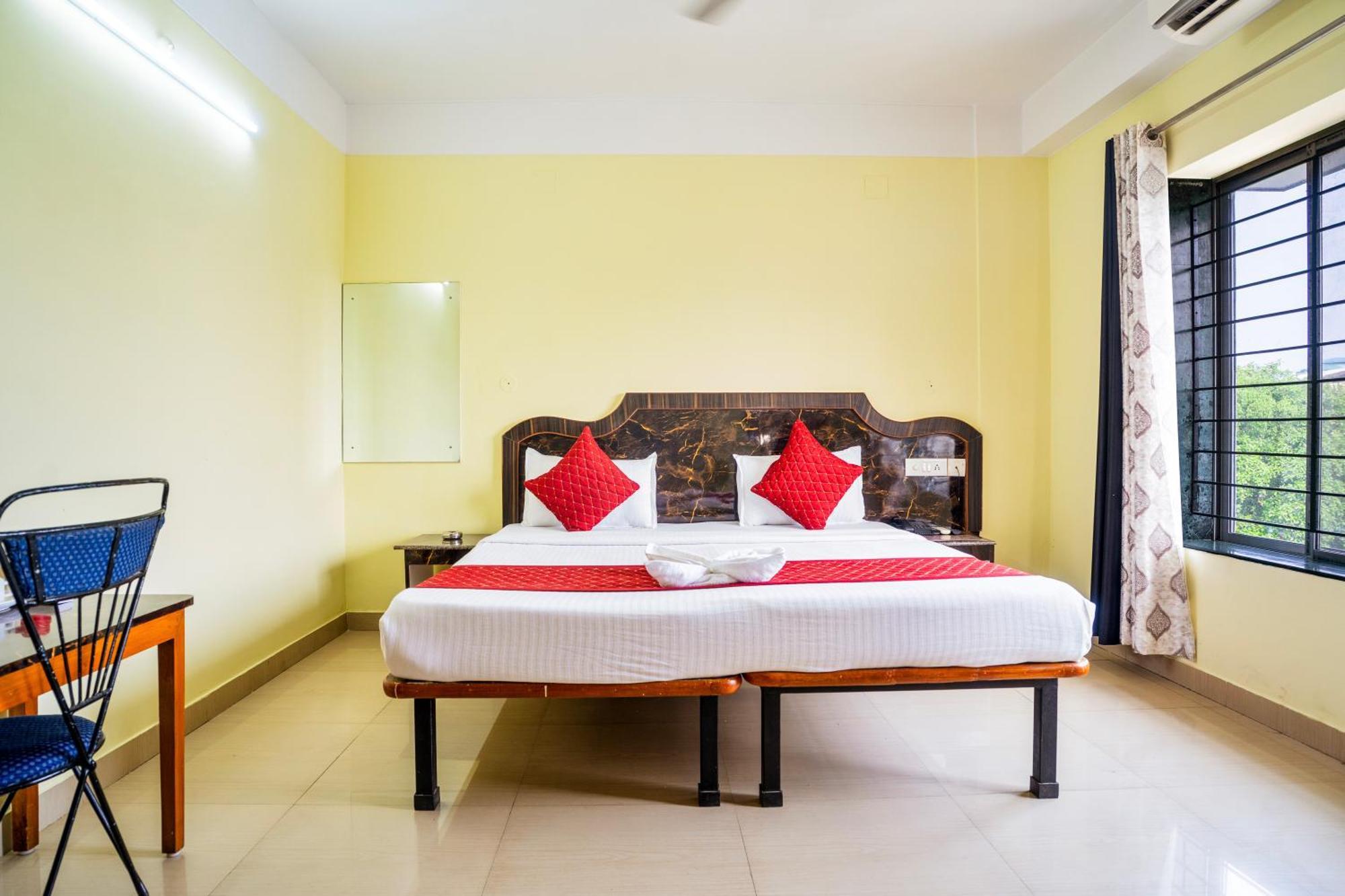 Hotel Niladrii Galaxy Siliguri Eksteriør billede