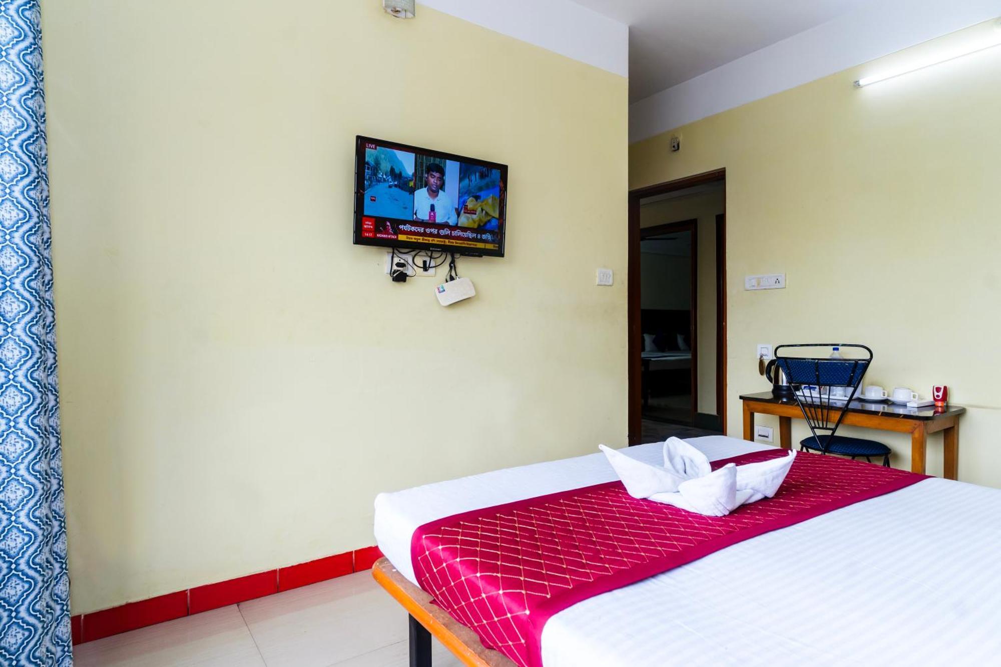 Hotel Niladrii Galaxy Siliguri Eksteriør billede